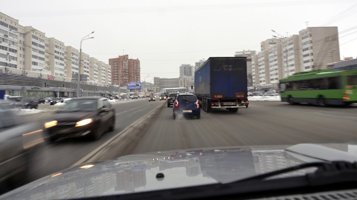 Поправки в КоАП об опасном вождении: гигантские штрафы для водителей и сомнительный эффект